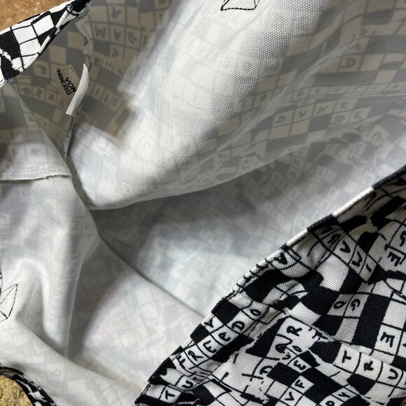 Diane von Furstenberg 50th Anniversary Tote Bag Crossword NEW - Picture 8 of 9